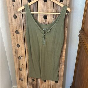 Torrid Green Fitted Buttoned Tank Top